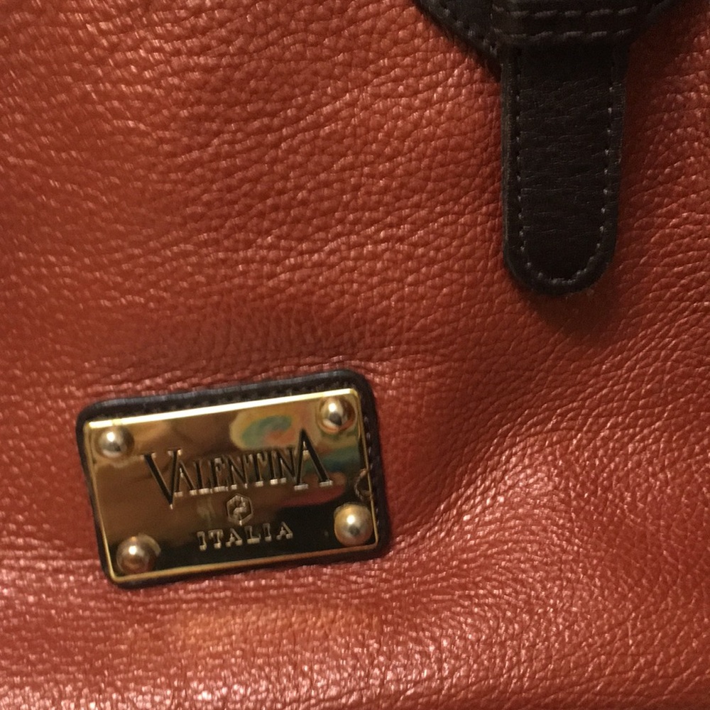 Valentina EUC medium size bag - Picture 2 of 5
